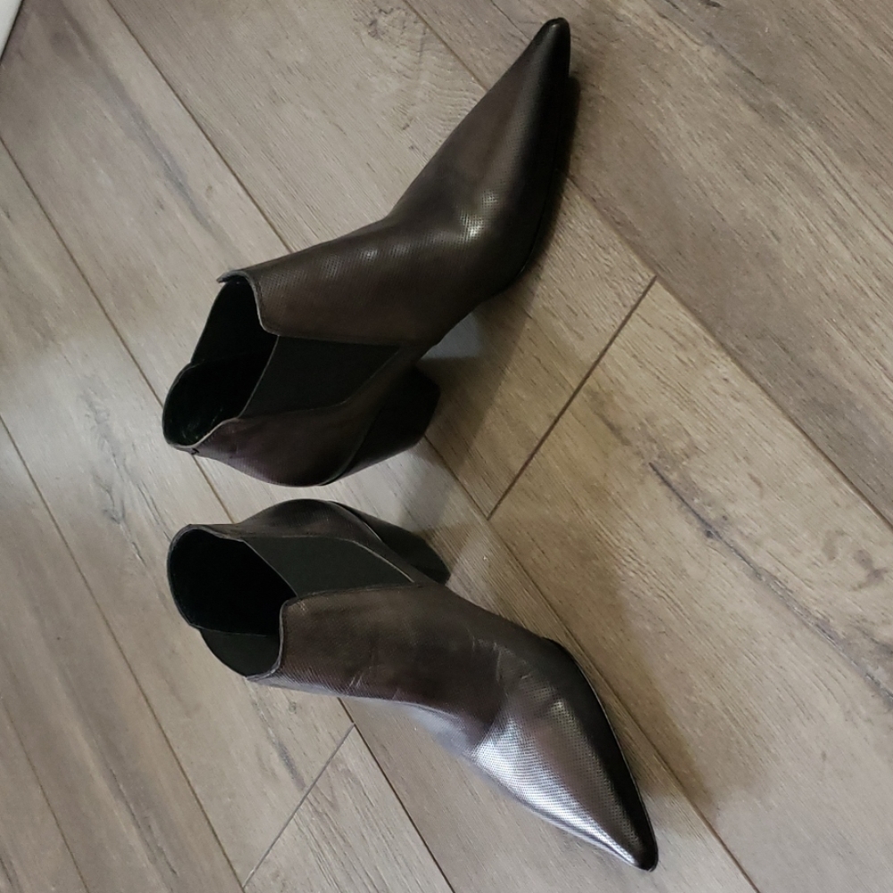 Jo Ghost  Chelsea Ankle Boots - Picture 2 of 7